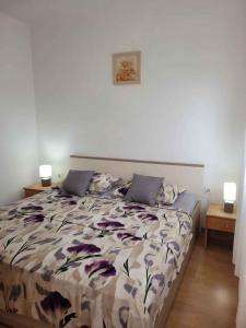 Posteľ alebo postele v izbe v ubytovaní Apartment Valbandon, Istia 2