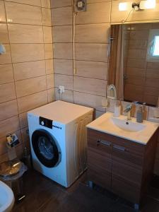 Ένα μπάνιο στο Kallikrateia's villa next to the sea