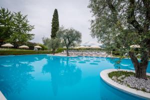 Bazén v ubytování Hotel Porta Del Sole nebo v jeho okolí