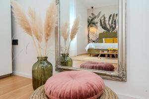 En eller flere senge i et værelse på Villa Hill + 72 billeder