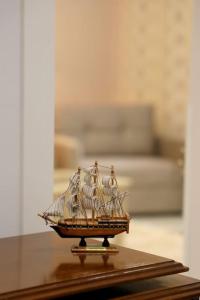 Gallery image of Deluxe Apartment Saranda in Sarandë +18 photos