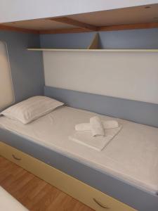 Postel nebo postele na pokoji v ubytování Sea Baska Voda