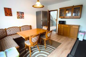 Gallery image of Monteursunterkunft Straßlach- Fitters' accommodation with shared Kitchen & Garden in Straßlach-Dingharting