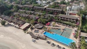 Gallery image of Royal Horizon Baobab in Somone