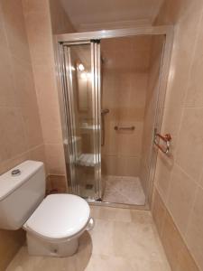 A bathroom at Reserva del Parque Még 18 kép