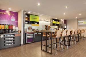 Kuchyň nebo kuchyňský kout v ubytování Home2 Suites by Hilton Gillette