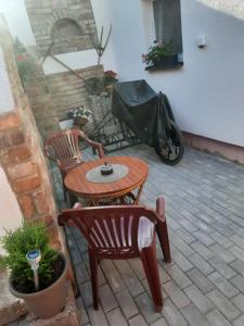 Patio alebo iná vonkajšia časť ubytovania Apartmán u Bouře