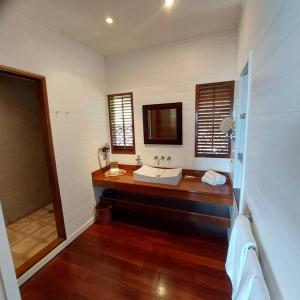 Letto o letti in una camera di 180 Degree Stunning Ocean Views in Entirely Equipped Villa!