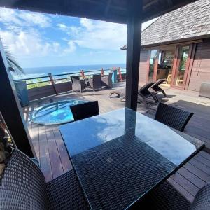 Balcone o terrazza di 180 Degree Stunning Ocean Views in Entirely Equipped Villa!