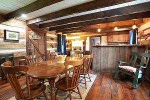 Φωτογραφία από το άλμπουμ του Extended Stays by Lee House Inn σε Maysville