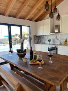Kuchyňa alebo kuchynka v ubytovaní Apartment Marija 2 near Split + 24 fotografií