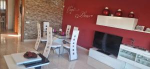 A seating area at Casa Roda de Bará & Spa