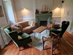Posezení v ubytování La Maison des Soeurs - Maison de charme du 18 ème siècle - Logement entier