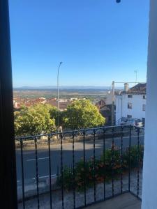 balcone con vista sulla strada. di Apartamento Barranquilla a Poyales del Hoyo