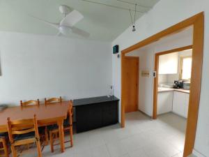 Kuchyňa alebo kuchynka v ubytovaní Apartment Austral 5