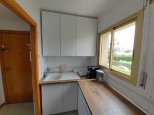 Kuchyňa alebo kuchynka v ubytovaní Apartment Austral 5
