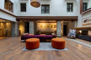 Posezení v ubytování 1850 Hotel Boutique