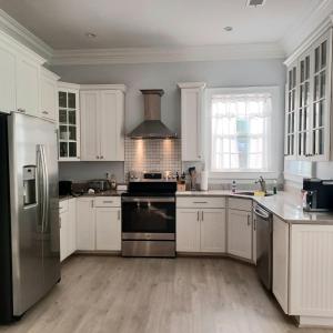 Η κουζίνα ή μικρή κουζίνα στο Horseshoe Manor