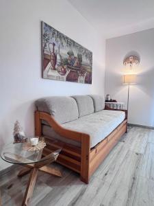 A seating area at Gloria Holiday Home Bormio
