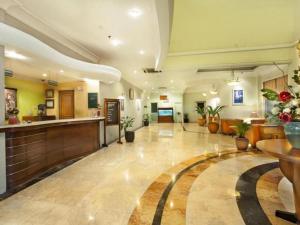 Ο χώρος του λόμπι ή της ρεσεψιόν στο Nalendra Hotel +133 φωτογραφίες