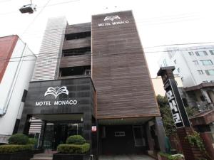 Budova, kde se motel nachází