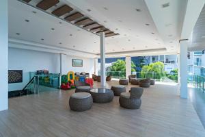 Χώρος καθιστικού στο Anilao Awari Bay Resort