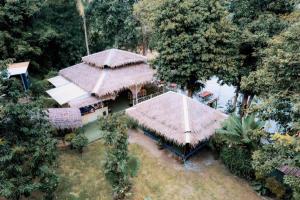 Taman di luar River View Resort At Chaewlan