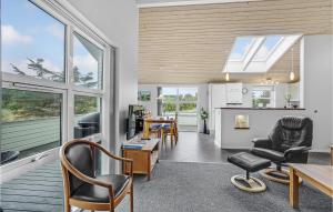 Posezení v ubytování Holiday Home Kristinesvej Thisted Vi