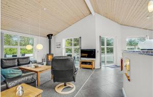 TV a/nebo společenská místnost v ubytování Holiday Home Kristinesvej Thisted Vi