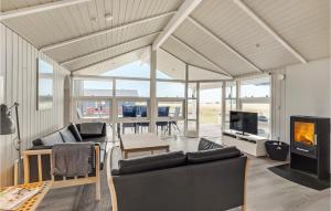 TV a/nebo společenská místnost v ubytování Holiday Home Vinkelbæk Nordborg