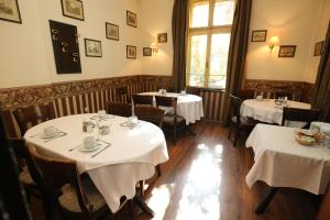 Εστιατόριο ή άλλο μέρος για φαγητό στο Hotel & Restaurant The House