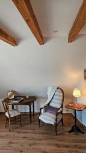 Posezení v ubytování Chambre d'Hotes Le Ponsonnet