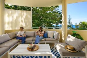 Χώρος καθιστικού στο Live like a local In The Heart of Moffat Beach