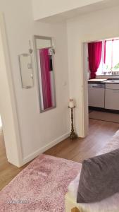 Ein Bett oder Betten in einem Zimmer der Unterkunft Ferienwohnung Itzgrundruhe