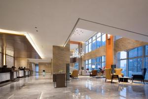 Posezení v ubytování Hampton by Hilton Shenzhen Longgang Yonghu