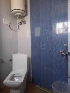 Koupelna v ubytování HOTEL GRAND GLORRYy