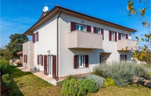 Gallery image of Gorgeous Home In Krmed With Wifi in Krmed +32 photos