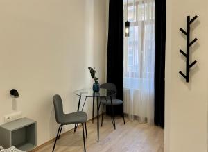 Fotografie z fotogalerie ubytování Minimalistic Apartment & Studio in Heart street v Budapešti