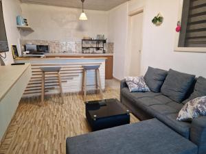 Kuchyň nebo kuchyňský kout v ubytování MAC Homes Blueberry suite 1