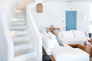 Gallery image of Myko Villa Seafront in Ornos