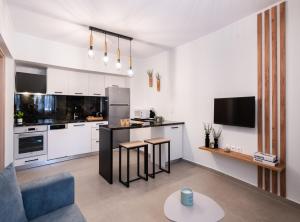 Gallery image of Vardas Luxury Houses in Lefkada Town