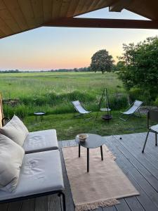 Posezení v ubytování 104-Tinyhouse mit Wiesenblick