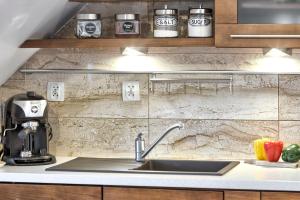 Kuchnia lub aneks kuchenny w obiekcie VisitZakopane- Mallorca Apartment
