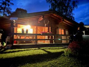 Giardino di Tiroler Blockhaus