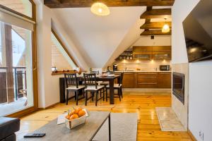 Kuchnia lub aneks kuchenny w obiekcie VisitZakopane- Mallorca Apartment