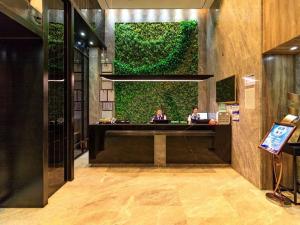 Ο χώρος του λόμπι ή της ρεσεψιόν στο Insail Hotels Dongshankou Subway Station Guangzhou