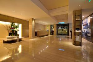 Μια τηλεόραση ή/και κέντρο ψυχαγωγίας στο les suites taipei ching cheng