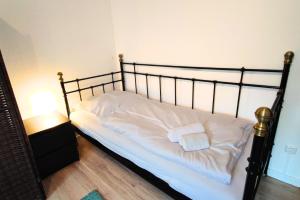 Gallery image of Monteursunterkunft Straßlach- Fitters' accommodation with shared Kitchen & Garden in Straßlach-Dingharting +36 photos