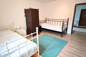 Gallery image of Monteursunterkunft Straßlach- Fitters' accommodation with shared Kitchen & Garden in Straßlach-Dingharting