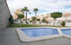 Bazén v ubytování Gorgeous Home In Santa Pola With Wifi nebo v jeho okolí + 26 fotografií